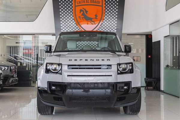 Land Rover Defender | 110 X-Dynamic HSE P400 | GCC Specs | 2026 (Export)