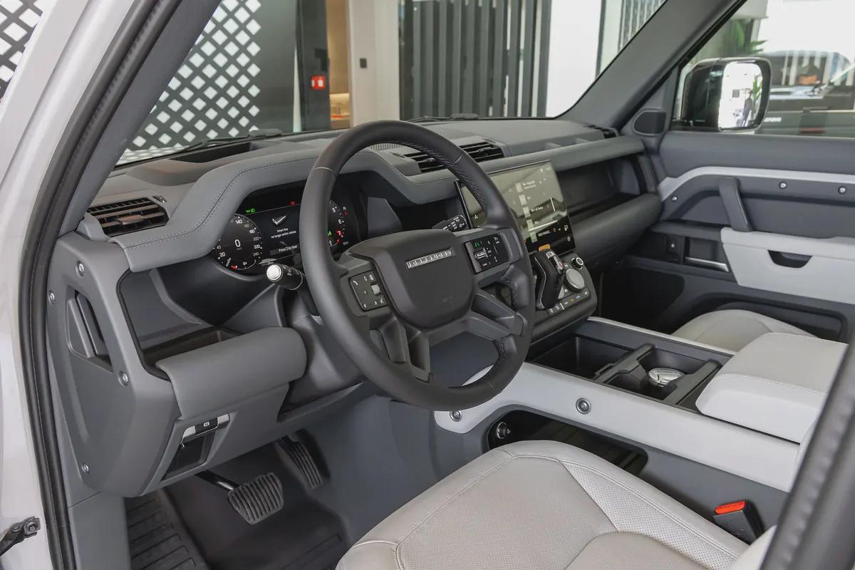 Land Rover Defender | 110 X-Dynamic HSE P400 | GCC Specs | 2026 (Export)-14-14