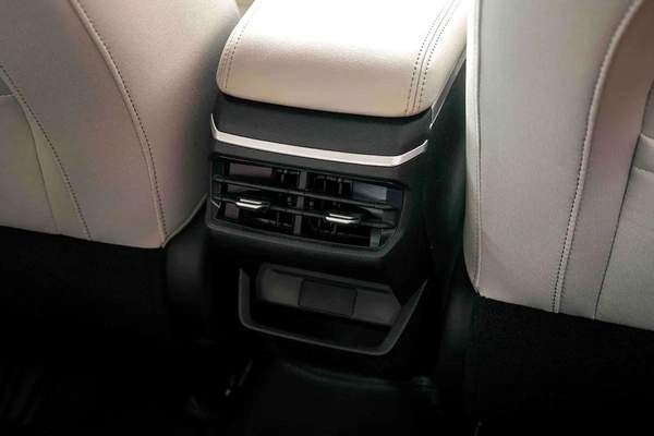 Geely Emgrand GS