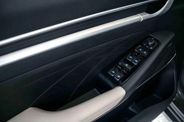 Geely Emgrand GS