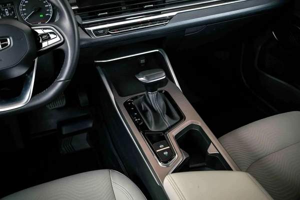 Geely Emgrand GS