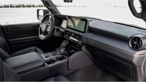 Toyota Prado TOYOTA PRADO 250 WX+ LUXURY 2.4P AT MY2025- SAND