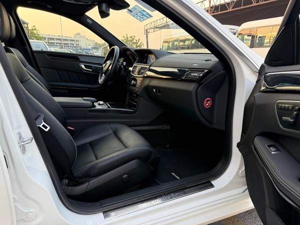Mercedes-Benz E 550