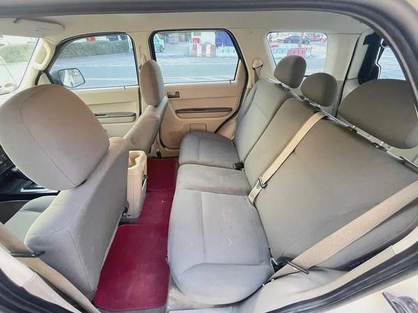 FORD | ESCAPE | XLT | 2.5L 4-CYLINDERS | 2009 | GCC | LOW MILAGE | WELL MAINTAINED