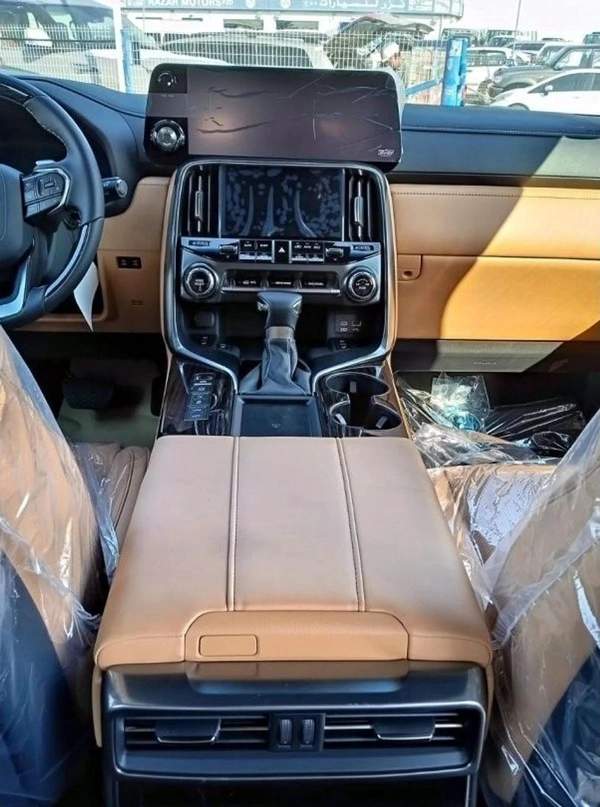 Lexus LX 500 LEXUS LX 500 DIESEL--2022