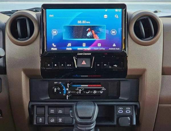 Toyota Land Cruiser 70 LX LC76 | LEATHER SEATS | DVD+CAMERA | DIFF LOCKS | 5 DOORS (CODE#H76PAF)