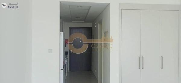 Golf View | Vacant Studio | Stunning Studio