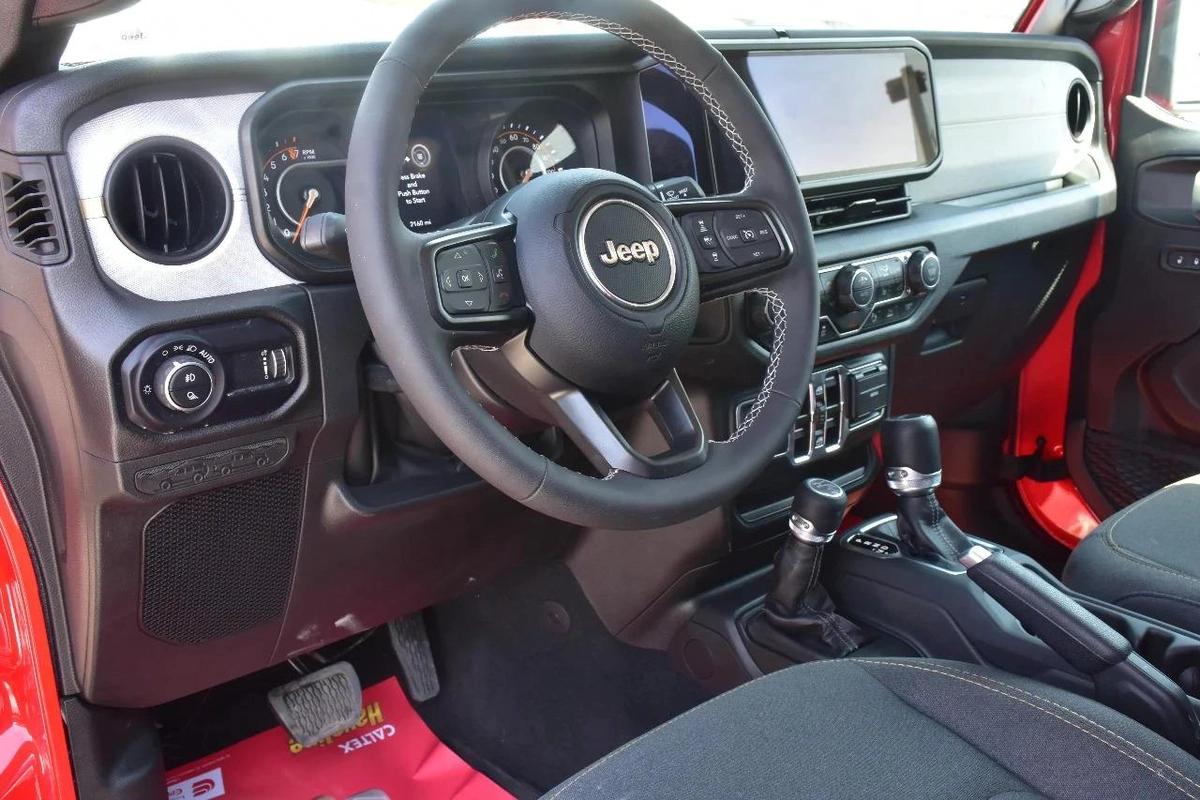 GLADIATOR SPORTS 4WD 2025 | RED-13-13
