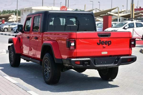 GLADIATOR SPORTS 4WD 2025 | RED