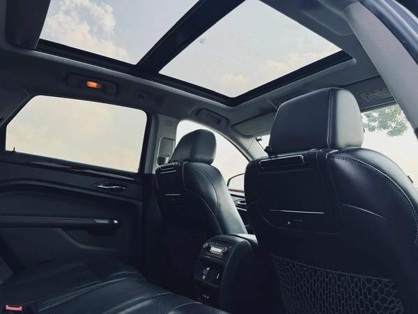 CADILLAC SRX | 2012 | FULL OPTION | CLEAN CAR FRESH JAPAN IMPORT