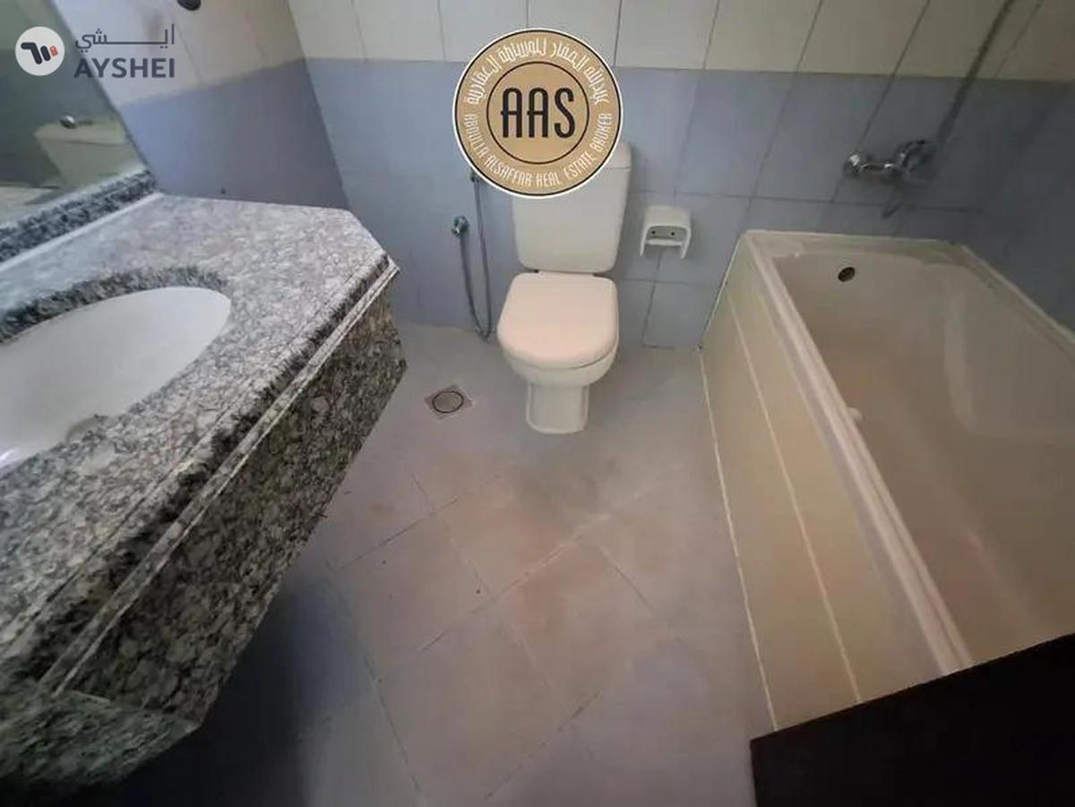 In prime location Chiller free huge 2bhk with all facilities-9-9