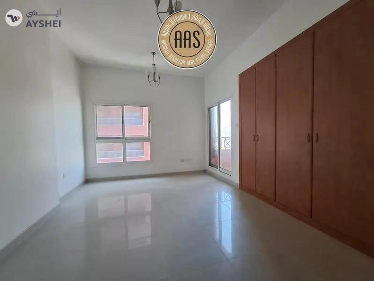 In prime location Chiller free huge 2bhk with all facilities-6-6