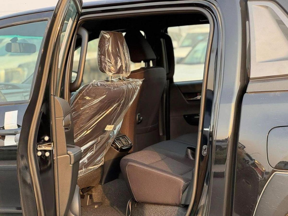 Toyota Hilux GLX 2.7L Double Cab Utility 4WD A/T-8-8