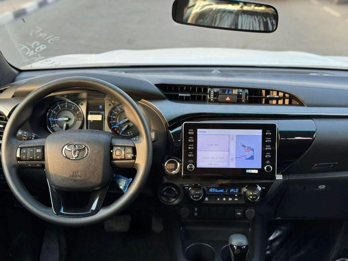 Toyota Hilux GLX 2.7L Double Cab Utility 4WD A/T-11-11