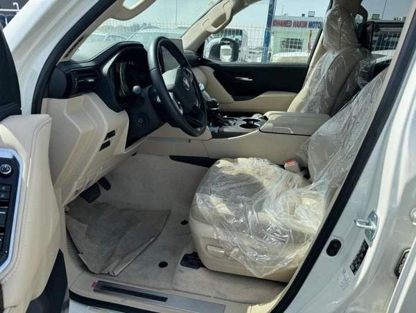 Toyota Land Cruiser VXR 3.5L