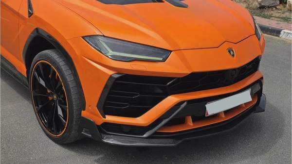 Lamborghini Urus (Orange 99k)