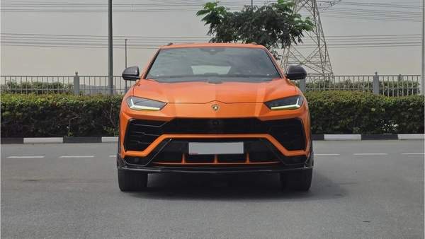 Lamborghini Urus (Orange 99k)