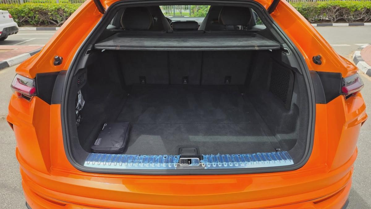 Lamborghini Urus (Orange 99k)-11-11