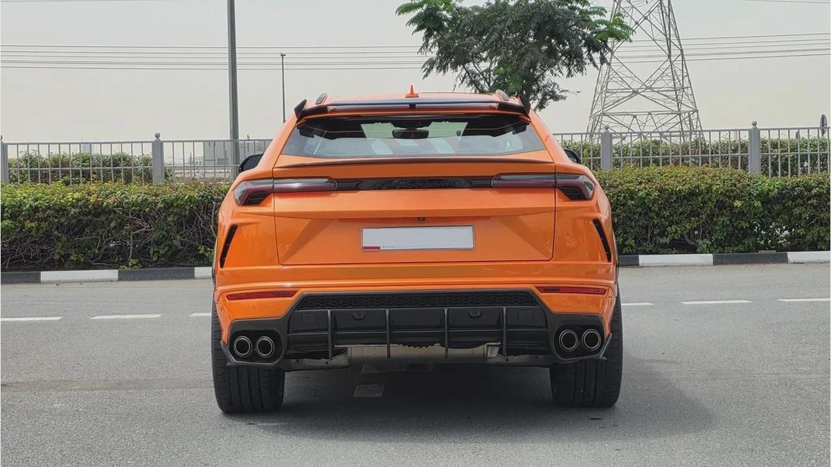 Lamborghini Urus (Orange 99k)-12-12