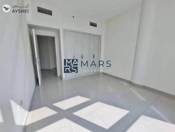 Free AC, Enjoy the Best Standards ,3bhk Apartment