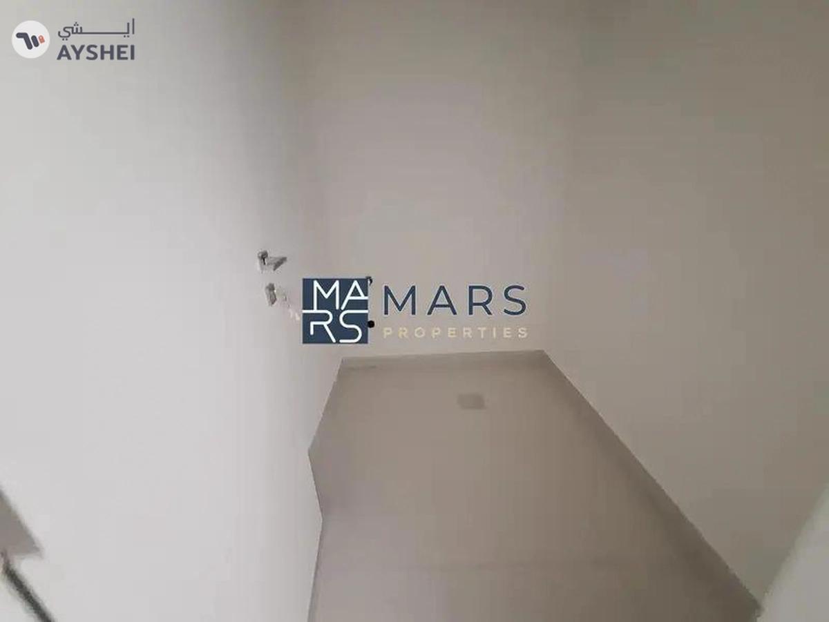 Free AC, Enjoy the Best Standards ,3bhk Apartment-11-11