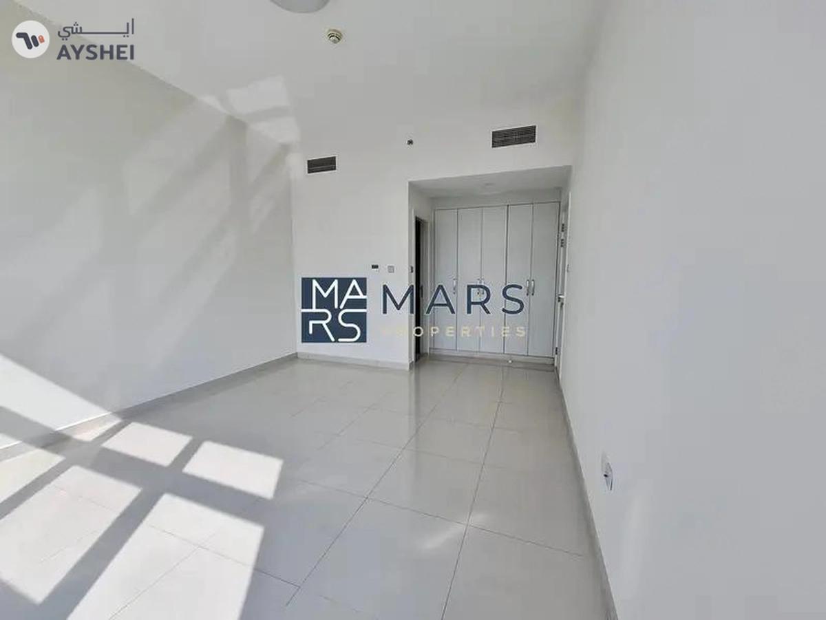 Free AC, Enjoy the Best Standards ,3bhk Apartment-7-7