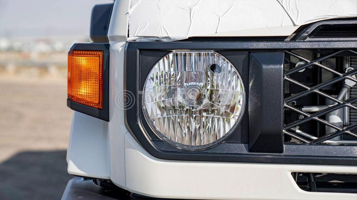Toyota Land Cruiser 70 LC 76 4.2 M\T 2025-9-9