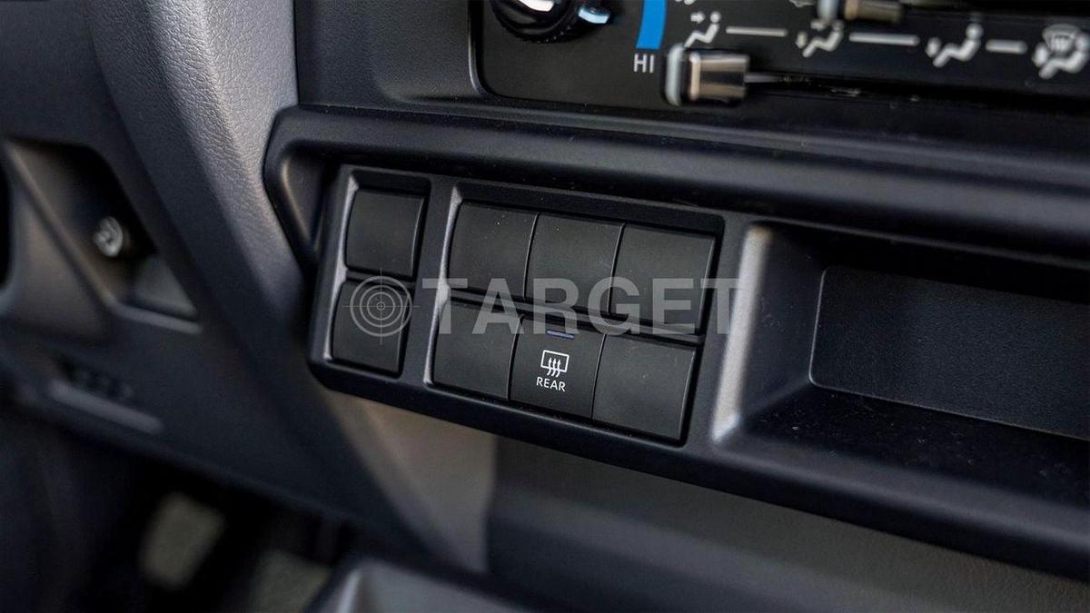 Toyota Land Cruiser 70 LC 76 4.2 M\T 2025-16-16