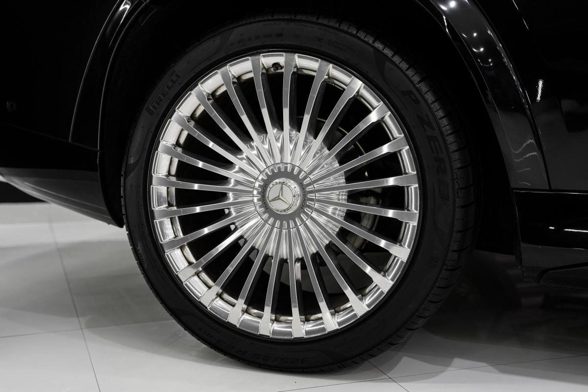 Mercedes-Benz Maybach GLS 600-5-5