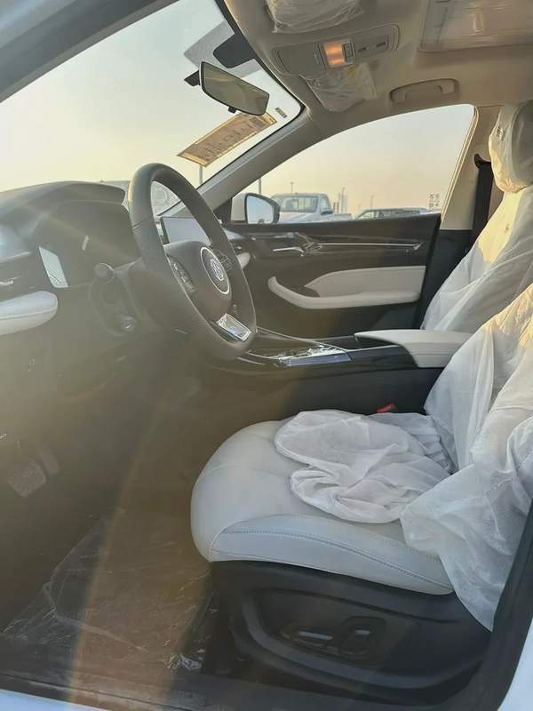 MG 5 GCC MODEL 2025 1.5L PETROL
