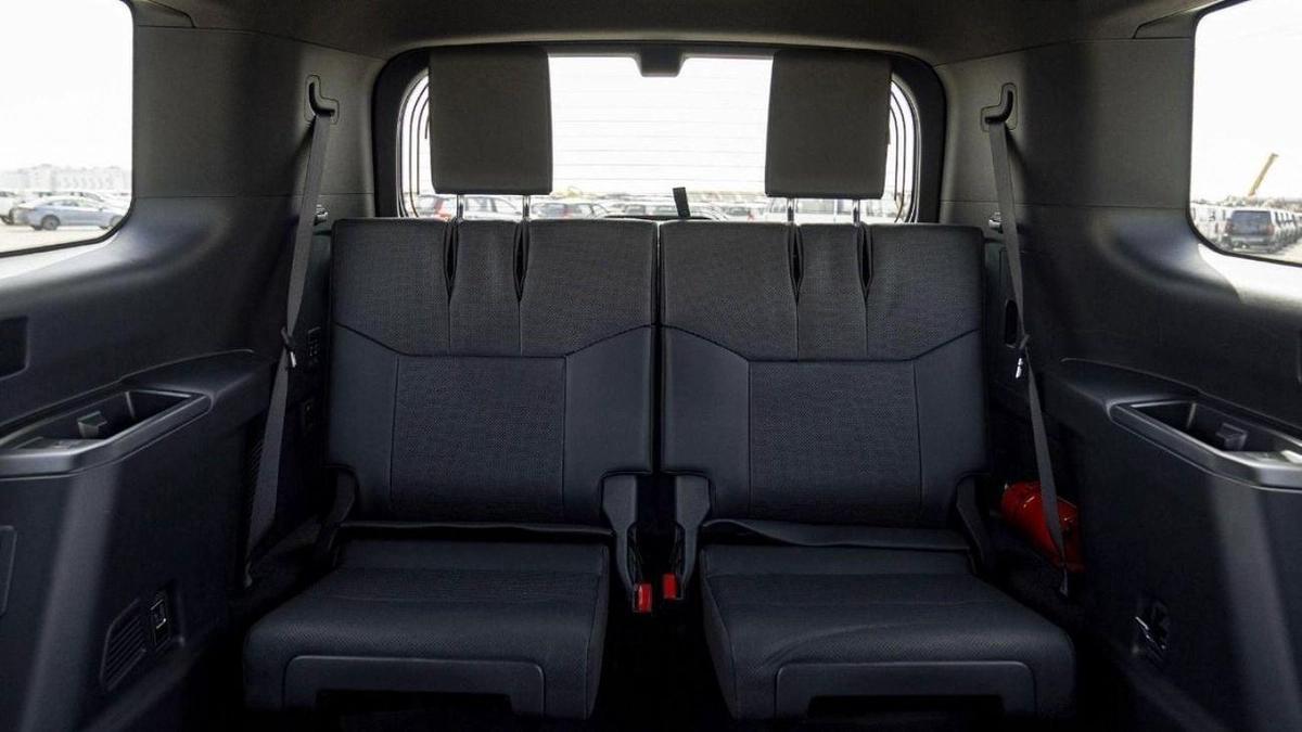 Toyota Prado (LHD) TOYOTA PRADO 250 WX+ LUXURY 2.8D AT MY2025 - GREY-12-12