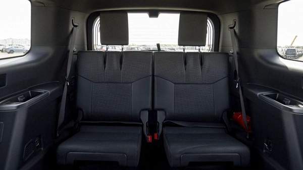 Toyota Prado (LHD) TOYOTA PRADO 250 WX+ LUXURY 2.8D AT MY2025 - GREY