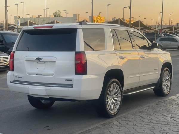 Chevrolet Tahoe 2018 Premium - American Specs