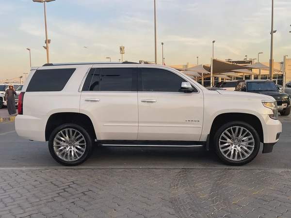 Chevrolet Tahoe 2018 Premium - American Specs