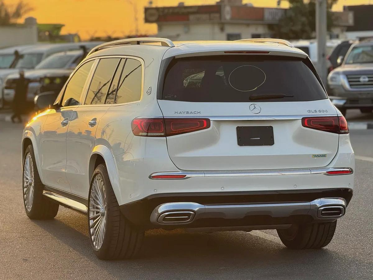 2023 - BENZ GLS600 - - /// BRAND NEW CONDITION /// - ONLY 11,000 KM-8-8