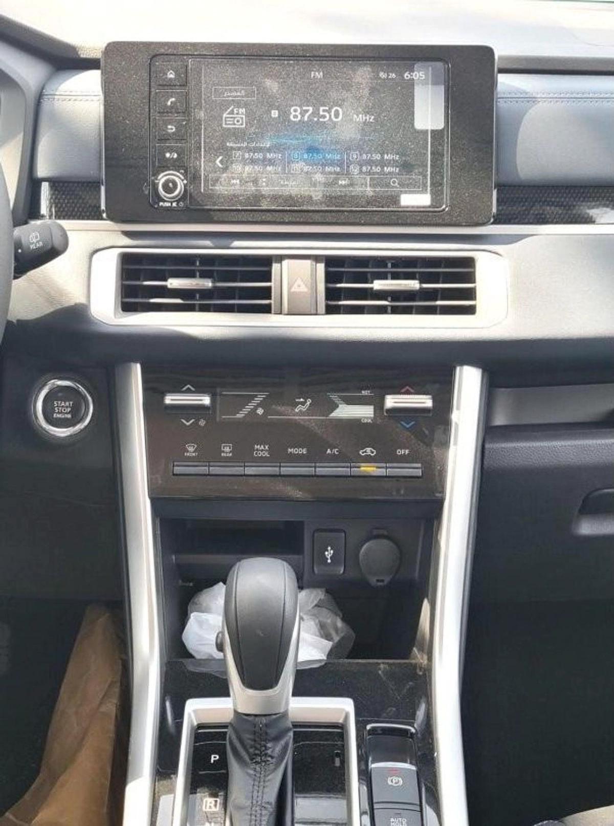 Mitsubishi Xpander XPANDER CROSS 2024-10-10