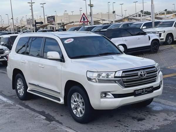 Toyota Land Cruiser GXR 2020 - GCC Specs - Excellent Condition