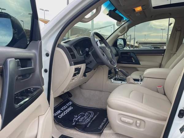 Toyota Land Cruiser GXR 2020 - GCC Specs - Excellent Condition