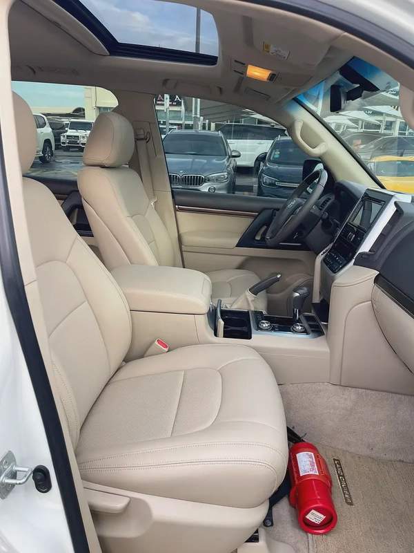 Toyota Land Cruiser GXR 2020 - GCC Specs - Excellent Condition