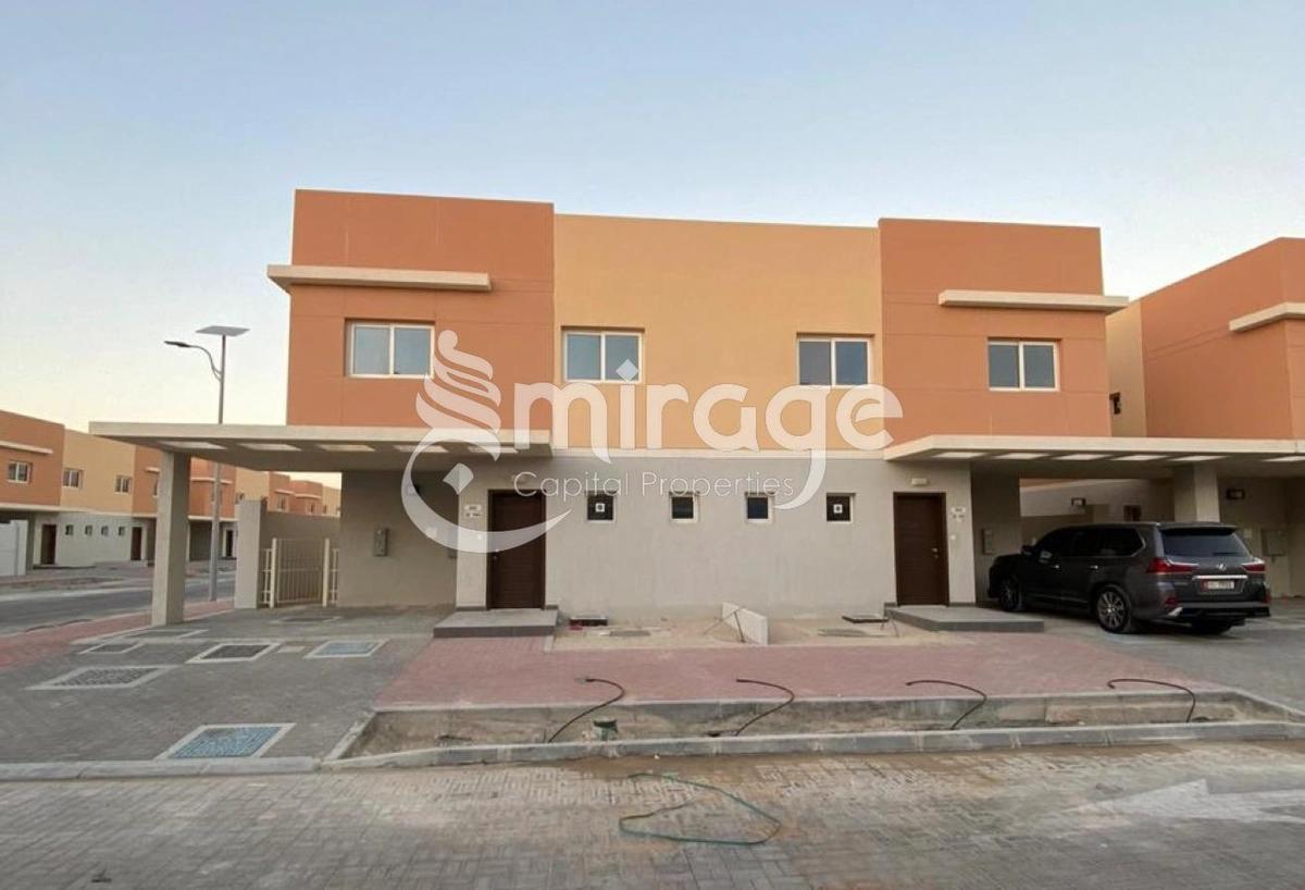 Spacious 3BR TH | Family Home | Prime Location-0-landscape