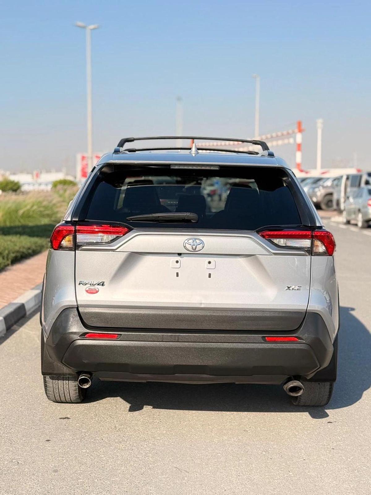 Toyota RAV4 XLE premium 2.5L Full option-3-3