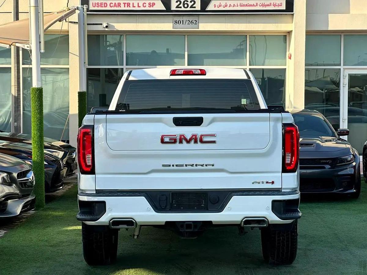 GMC SIERRA AT4 GCC 2022 FULL OPTION ORIGINAL PAINT PERFECT CONDITION-7-7