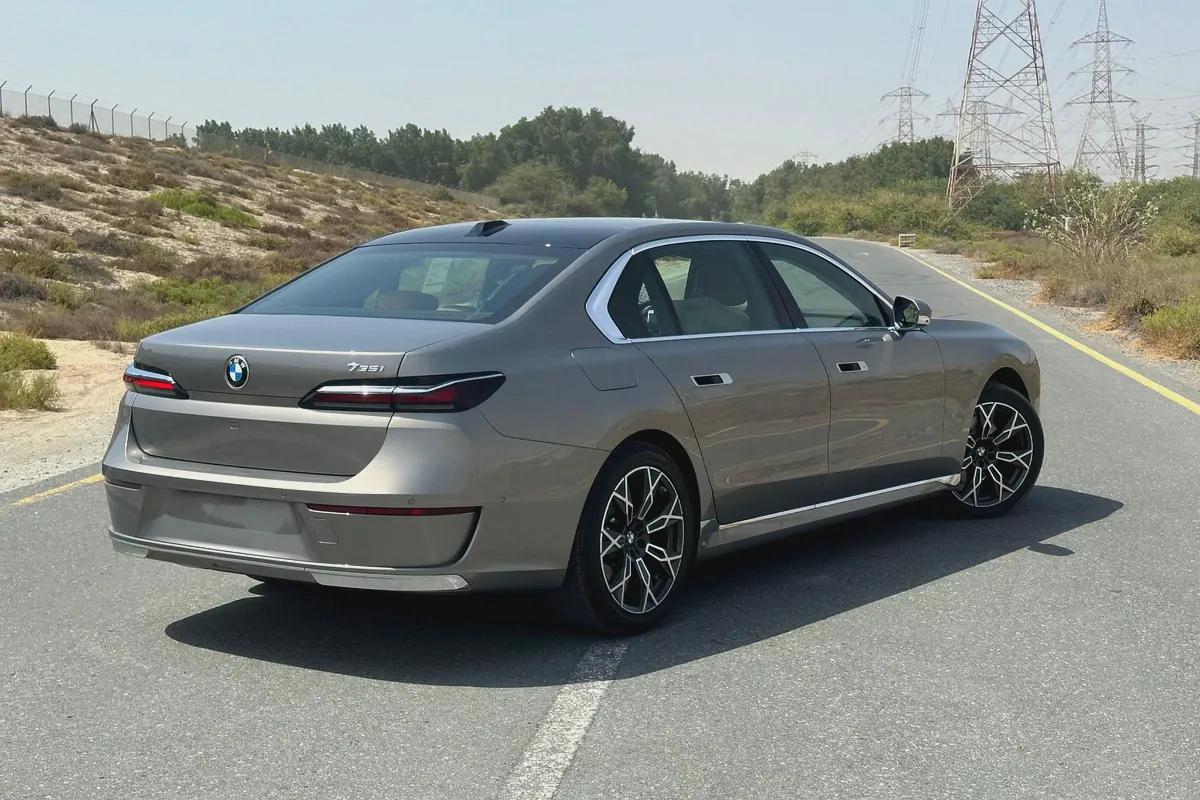 BMW 735i Exclusive – 2026 | Brand New | GCC | AED 425,000-2-2