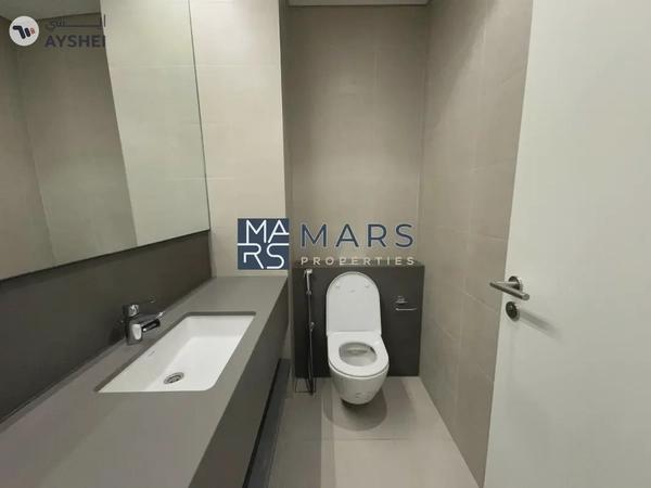 Spacious 3BR Middle unit in Green Community | Ready to move