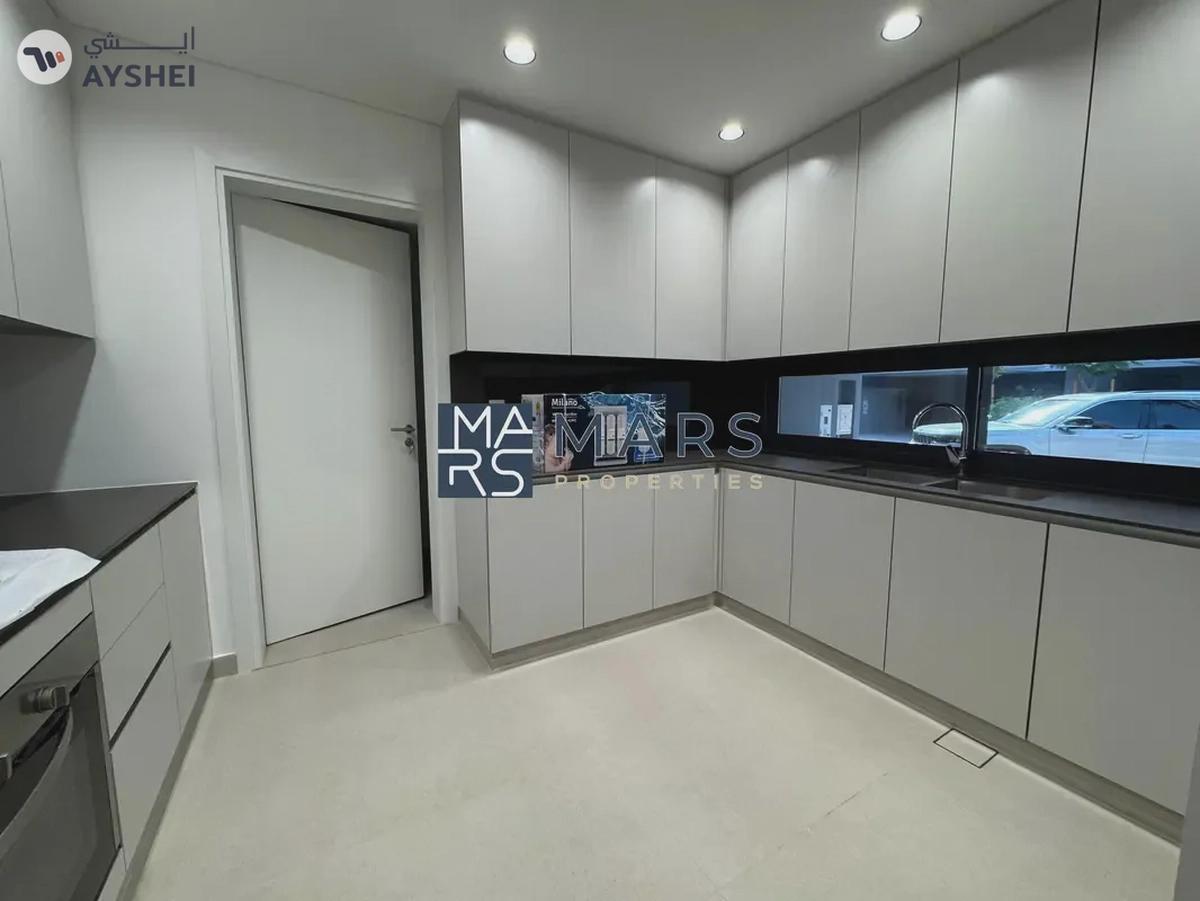 Spacious 3BR Middle unit in Green Community | Ready to move-18-18