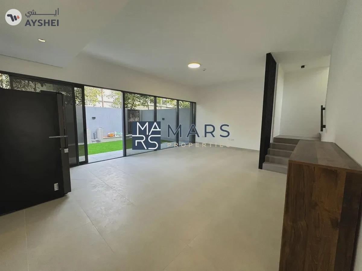 Spacious 3BR Middle unit in Green Community | Ready to move-9-9