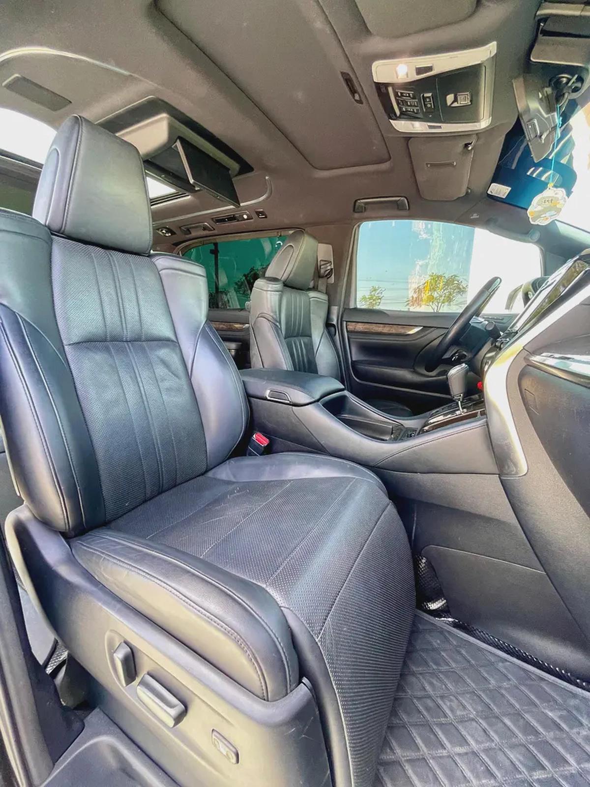 2020 Toyota Alphard EXECUTIVE LOUNGE - Japanese Specs-12-12