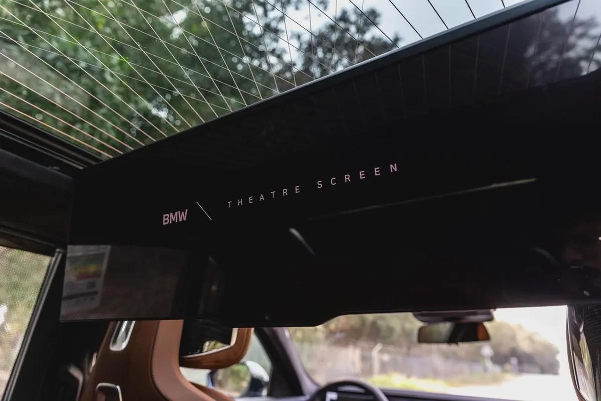 BMW 735i Luxury + M Kit – 2026 | Brand New | GCC | AED 410,000-12-12