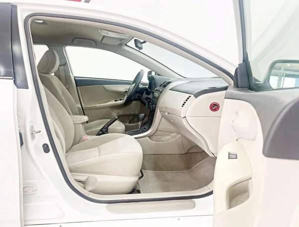 Toyota Corolla XLI 1.8L-4CYL EXCELLENT CONDITION