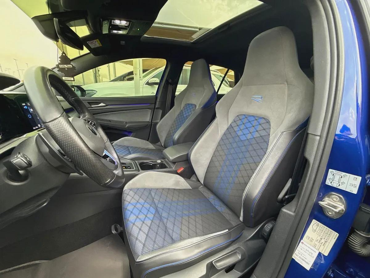 2022 Volkswagen Golf R - GCC Specs - Pristine Condition-7-7